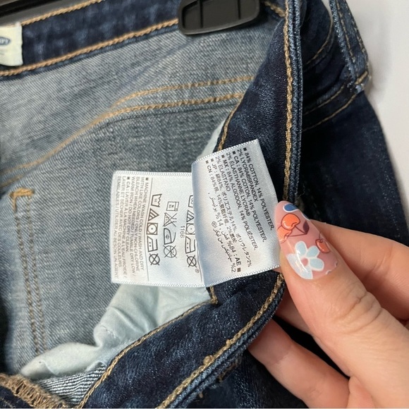 Old Navy Straight Leg Mid Rise Dark Rinse Denim Jeans Size 4 Regular - Picture 10 of 16